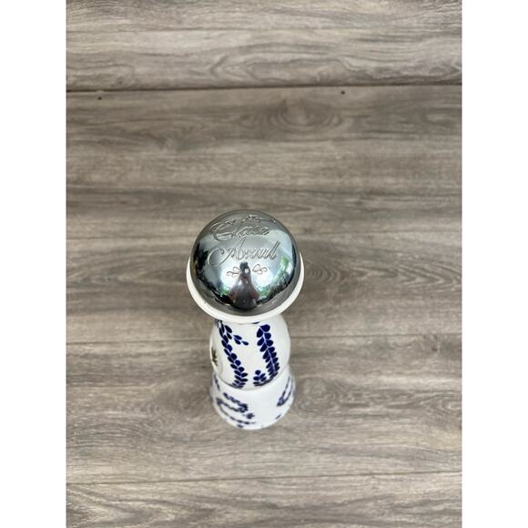 Clase Azul Reposado Tequila White And Blue Empty Bottle 750ML With Cap - Picture 5 of 8